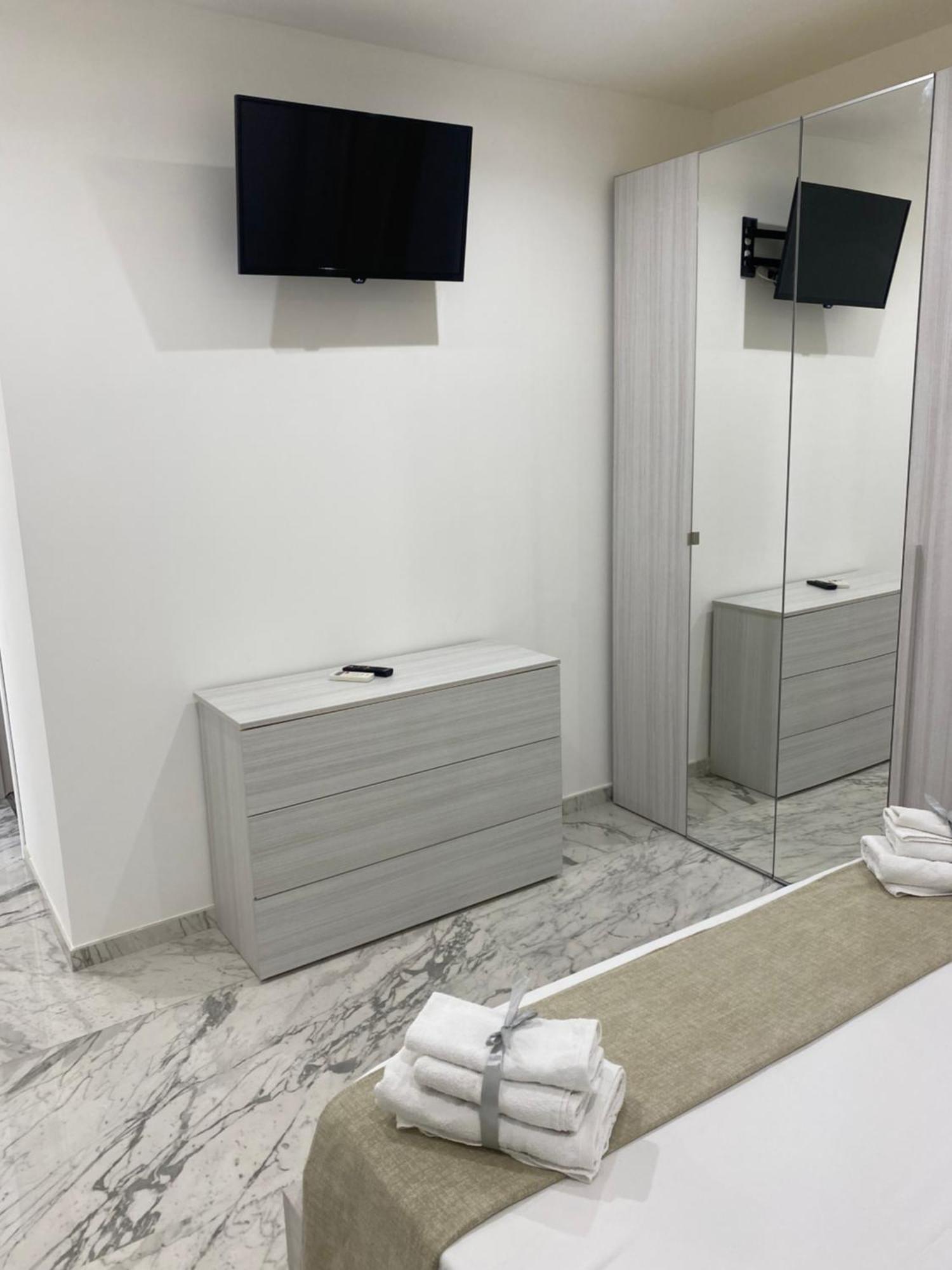B&B De Rossi185 Bari Exterior photo
